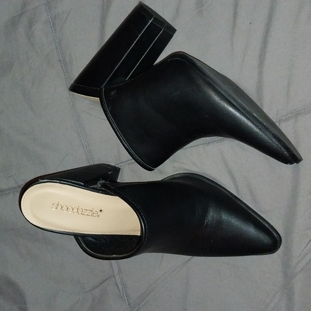 Women's shoes
